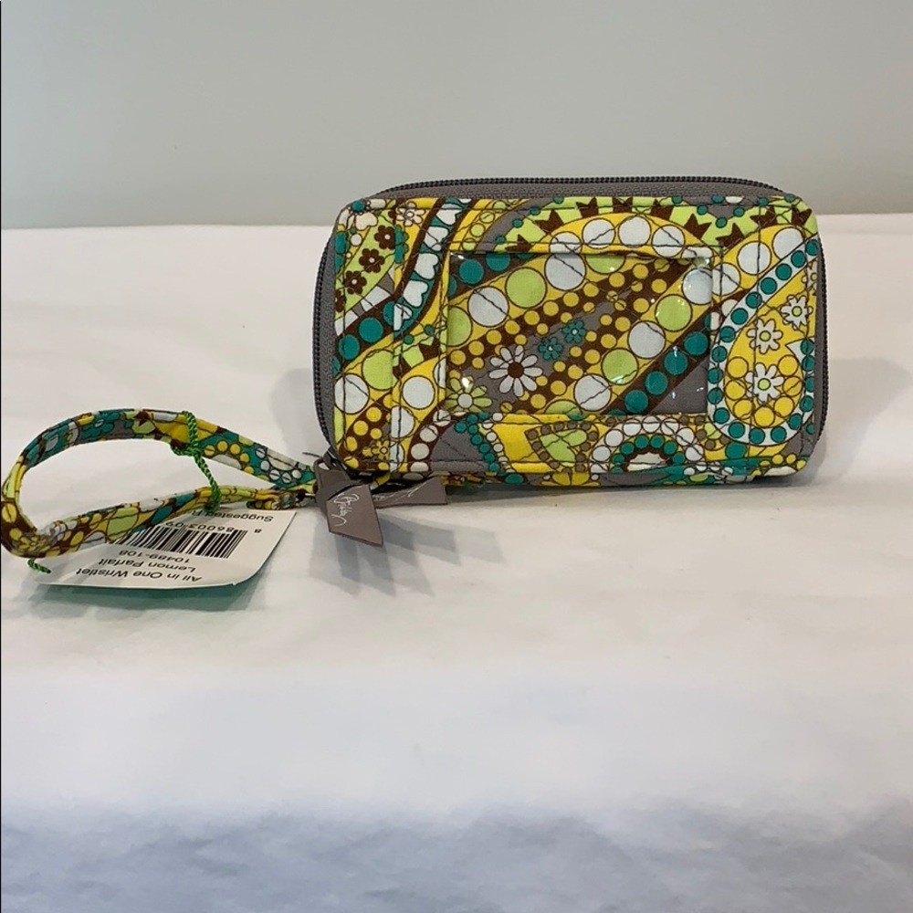 ✨ Vera Bradley All In One Wristlet Lemon Parfait - Picture 1 of 3